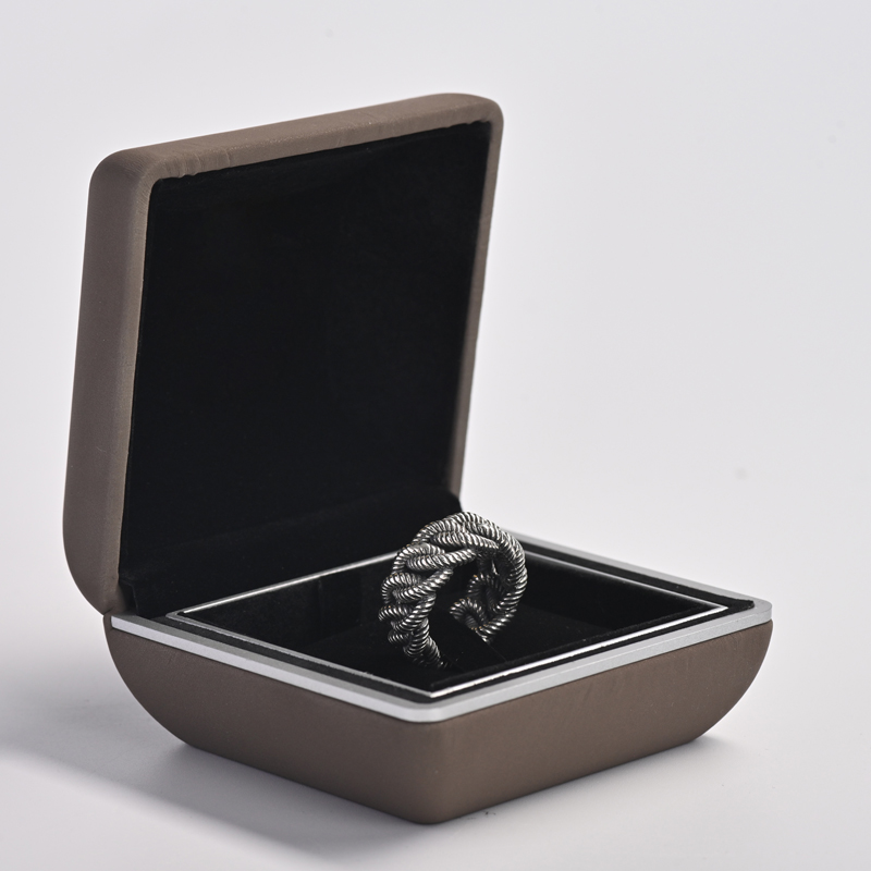 TCH04601 grey microfiber jewelry box for wedding ring package with custom logo