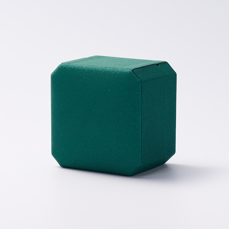 Luxury Green Ring Box H08301220326009001