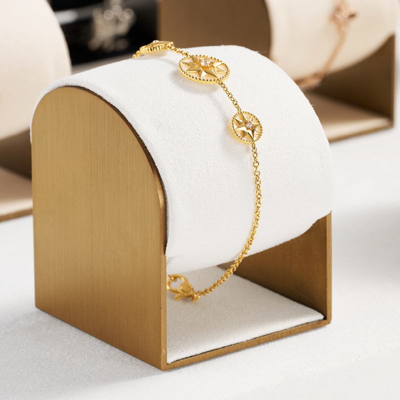 New arrival custom Luxury Microfiber Watch Display microfiber with Shiny Metal holderJewelry shocase Display Stands