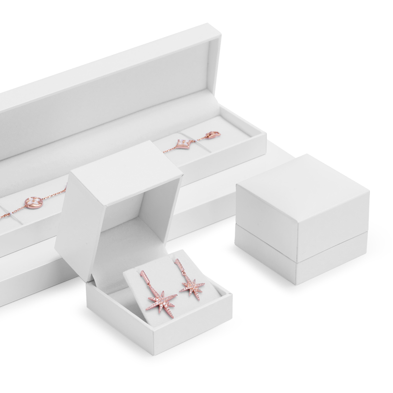 Morden Gray Plush fabric travel Jewelry Box for Necklace Packaging Box Jewelry Organizer Wedding Birthday