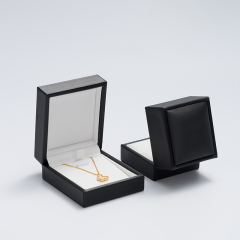 New Customized High Quality Black PU Leather Necklace Pendant Jewelry Packaging Box