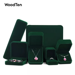 New Design Top Quality Green Velvet Custom Jewelry Boxes Accept Custom Logo