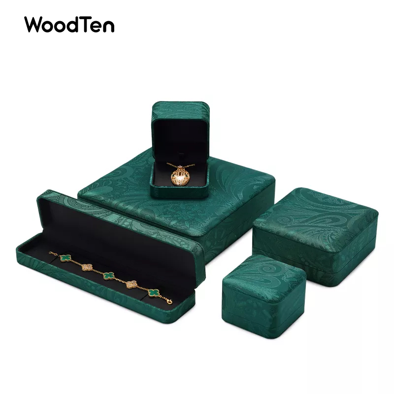 OEM Vintage Green Sinicism Embroidered Brocade Cloth Jewelery Package Ring Earrings Necklace Bracelet Jewelry Gift Boxes