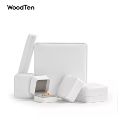 wholesale 2021 new arrival white luxury pu leather jewelry box package ring pendant bangle for travel jewelry box