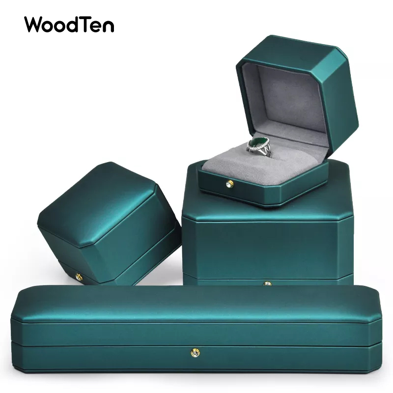 New Arrival Green Pu leather Gift box jewelry Inside Microfiber for Bracelet and Long chain Accept custom logo