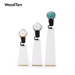 SZ037Paint Resin White Luxury Jewelry watch Display Resin With Golden Metal Display Stands