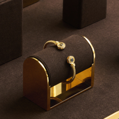 Brown Color Jewelry Display Stand Set