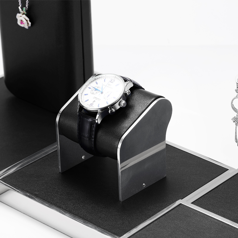 TT113 New Arrival Luxury Custom PU Leather Metal Jewelry Display Stand Black Jewelry Window Display Set