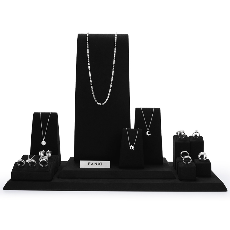 New Arrival Luxury Custom Black microfiber Jewelry Display Stand for ring necklace Jewelry Window shocase Display Set