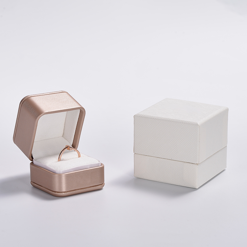 FANXI custom Luxury Jewelry Packaging Box Pu leather with snap button elegant Ring necklace bangle Jewelry Packing Box