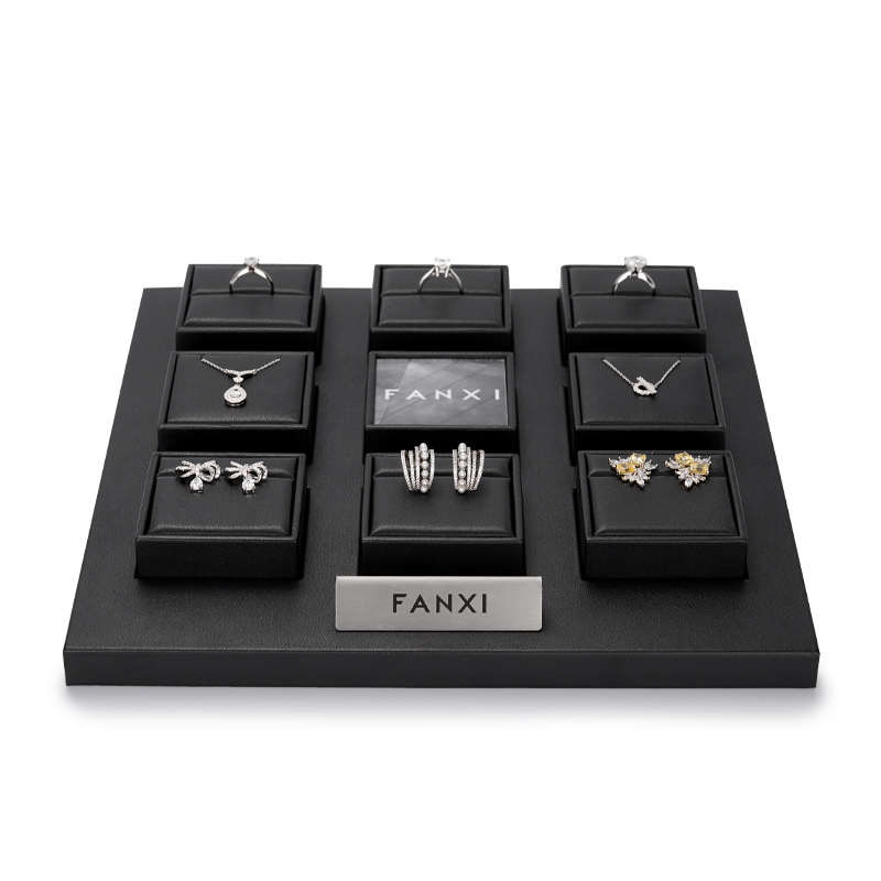 Newest Custom luxury jewelry Display plates with black pu leather for ring necklace Jewelry Window Display Sets
