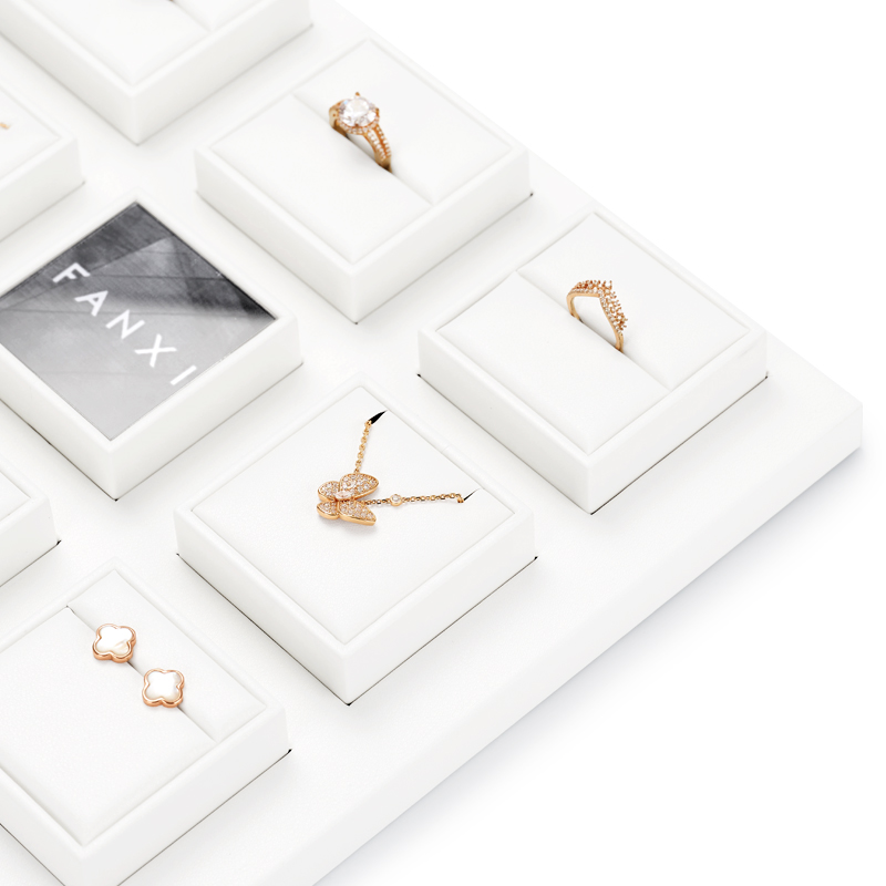 New Arrival high end jewelry Display sets with white pu leather for ring necklace Jewelry Window Display Sets