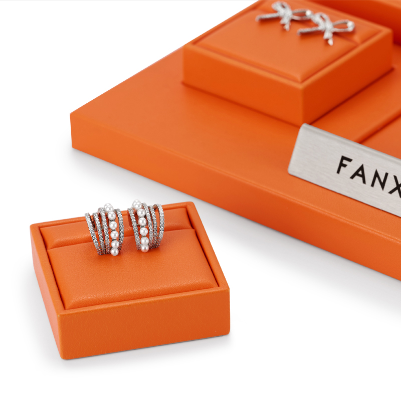 Shiny Orange jewelry Display sets with PU leather for ring necklace Jewelry Window Display Sets Jewelry case