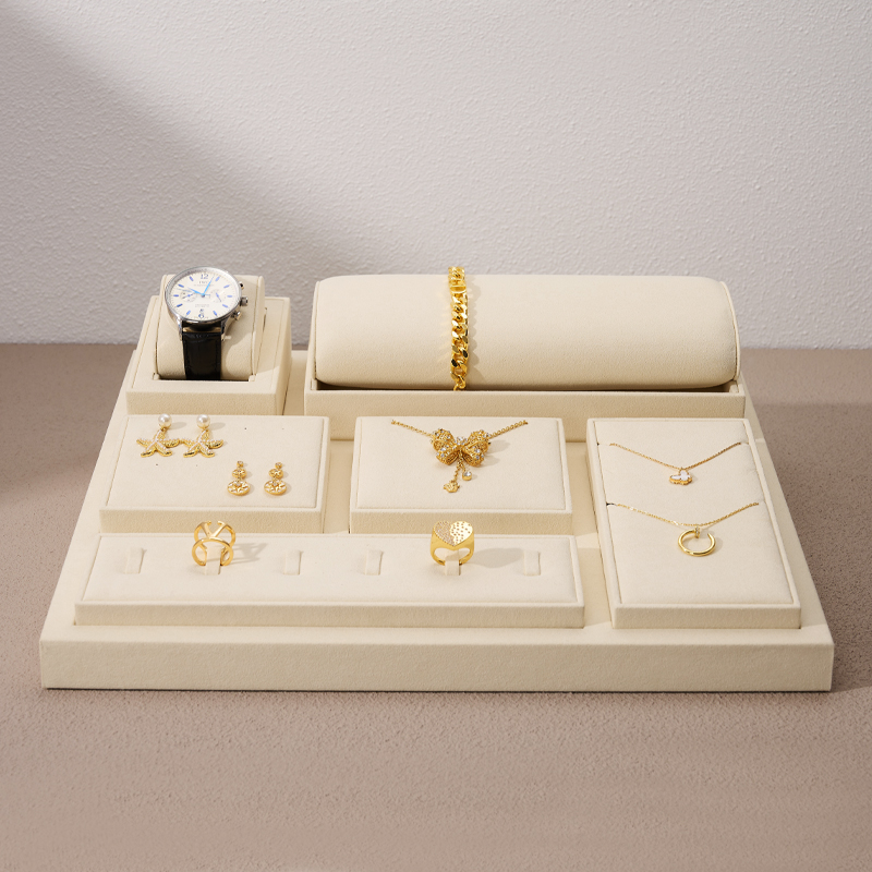 New Arrival Beige Color PU Leather Jewelry Displays Window Jewellery Display Set
