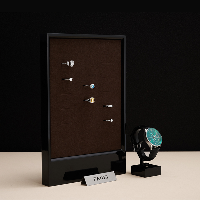 New Arrival Wood Materials Free to Exhibit Jewelry Dsiplay Ring Stand with Brown inside Color