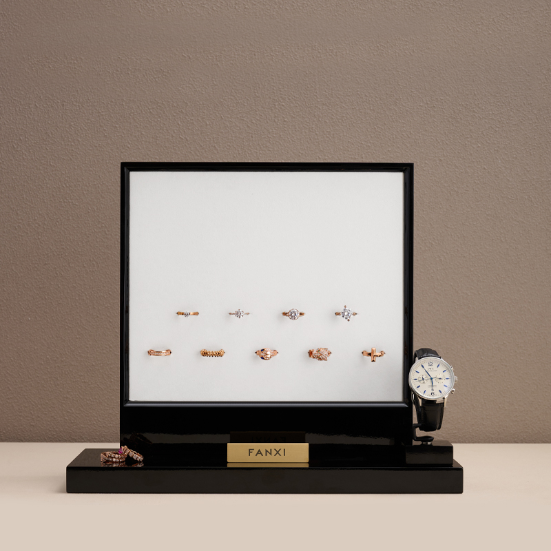 New Arrival Wood Materials Free to Exhibit Jewelry Dsiplay Ring Stand with White Color