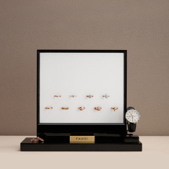 New Arrival Wood Materials Free to Exhibit Jewelry Dsiplay Ring Stand with White Color