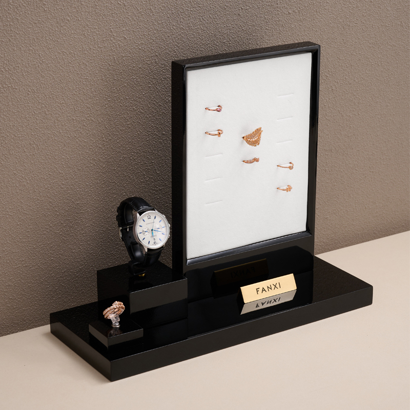 New Arrival Wood Materials Free to Exhibit Jewelry Dsiplay Ring Stand with White Color