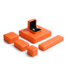 Newest Fashion Jewelry Gift Box Bright Orange PU Leather Necklace Jewelry Box Custom