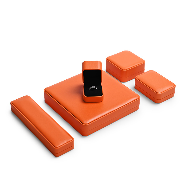 Newest Fashion Jewelry Gift Box Bright Orange PU Leather Necklace Jewelry Box Custom