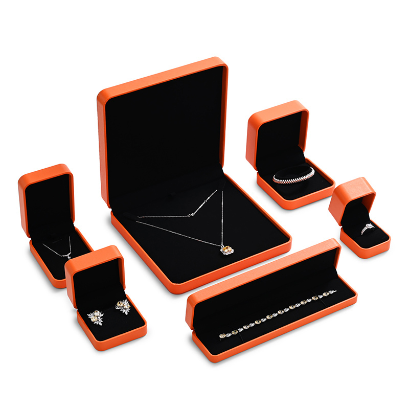 Newest Fashion Jewelry Gift Box Bright Orange PU Leather Necklace Jewelry Box Custom