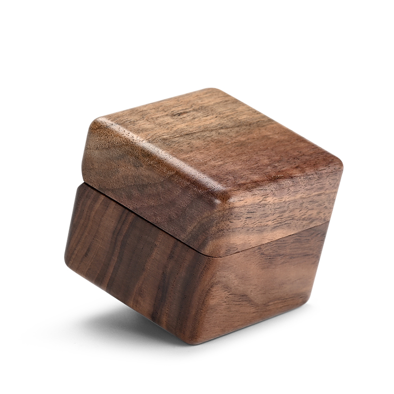 SM209 Custom Logo Square Wood Ring Box Packaging Luxury Gift Ring Case Wedding Jewelry Display Storage Box