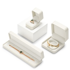 H160 Custom logo Beige PU leather/Velvet Jewelry Box Ring Earrings Pendant Necklace Box Jewelry Packaging