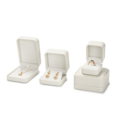 H160 Custom logo Beige PU leather/Velvet Jewelry Box Ring Earrings Pendant Necklace Box Jewelry Packaging