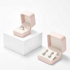 H161 Custom logo Pink Velvet Jewelry Box Ring Earrings Pendant Necklace Box Jewelry Packaging