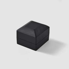 Jewelry luxury ring custom logo wholesale packaging box black PU leather jewelry box