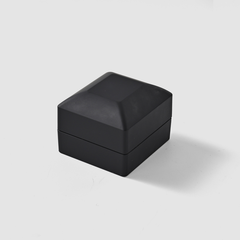 Jewelry luxury ring custom logo wholesale packaging box black PU leather jewelry box