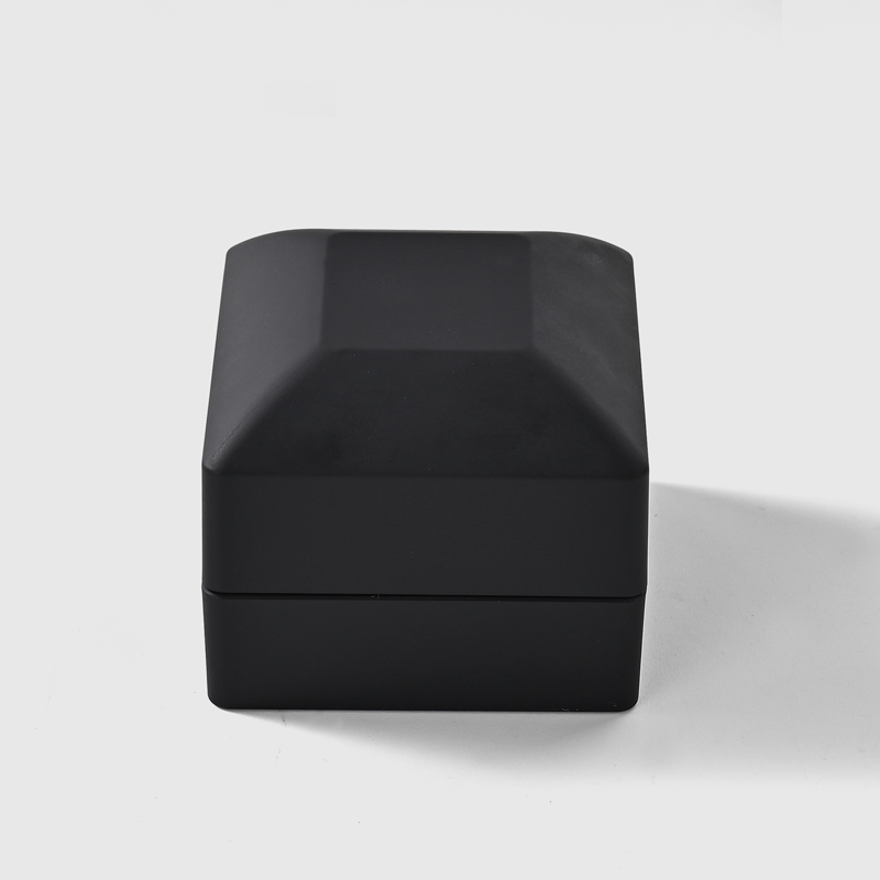 Jewelry luxury ring custom logo wholesale packaging box black PU leather jewelry box