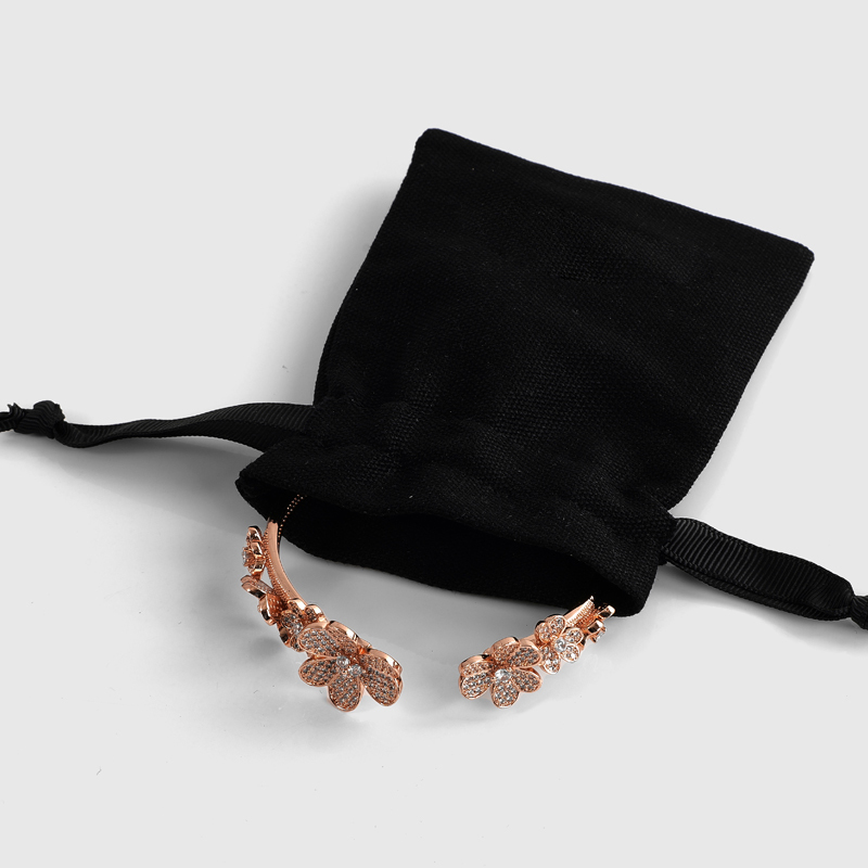 Customized black linen black jewelry bags wholesale earrings necklaces rings jewelry storage gifts jewelry packaging bags