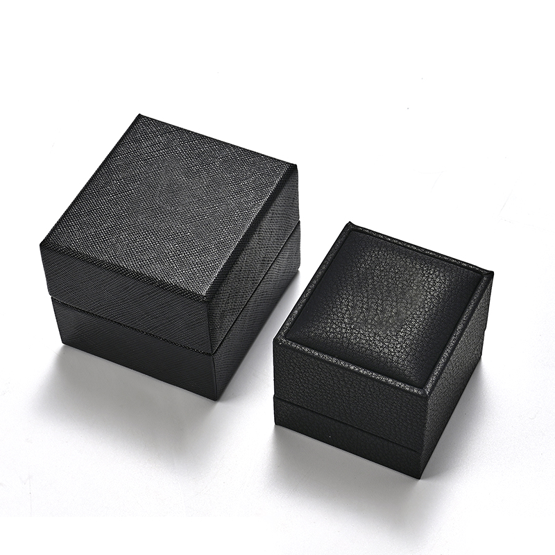 Light Luxury and Minimalist Style Jewelry Box Ring Box Customizable Logo Wholesale PU Leather Jewelry Storage Box