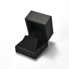 Light Luxury and Minimalist Style Jewelry Box Ring Box Customizable Logo Wholesale PU Leather Jewelry Storage Box