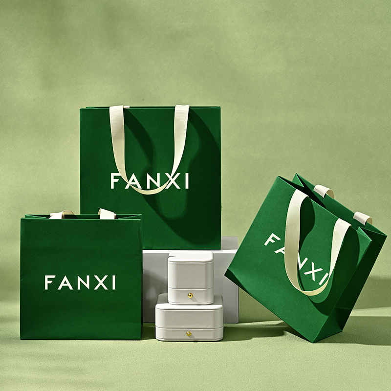 D068 High Quality Green Paper Bag Custom Logo Printed Luxury Paper Gift Shopping Jewelry Packaging Paper Bags with Handles