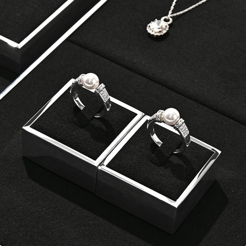 TT440 Light luxury jewelry display rack silver glossy metal ring necklace bracelet jewelry display props