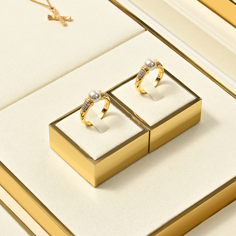 TT438 Light luxury jewelry display rack gold shiny metal ring necklace bracelet jewelry display props