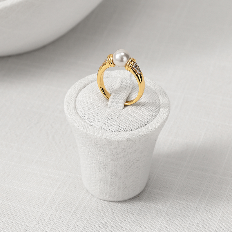 TT535 Wholesale Luxury White Linen Ring Necklace Jewelry Display Combination Set