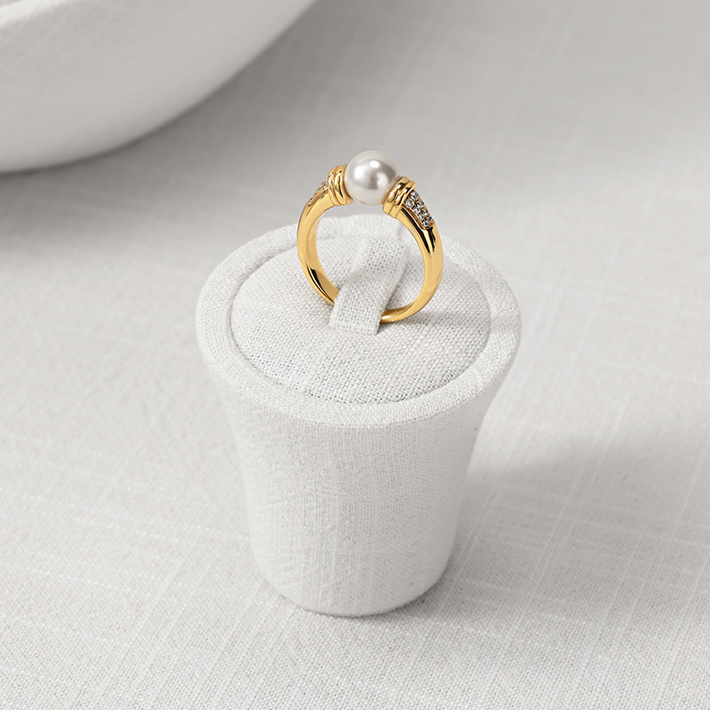 TT535 Wholesale Luxury White Linen Ring Necklace Jewelry Display Combination Set