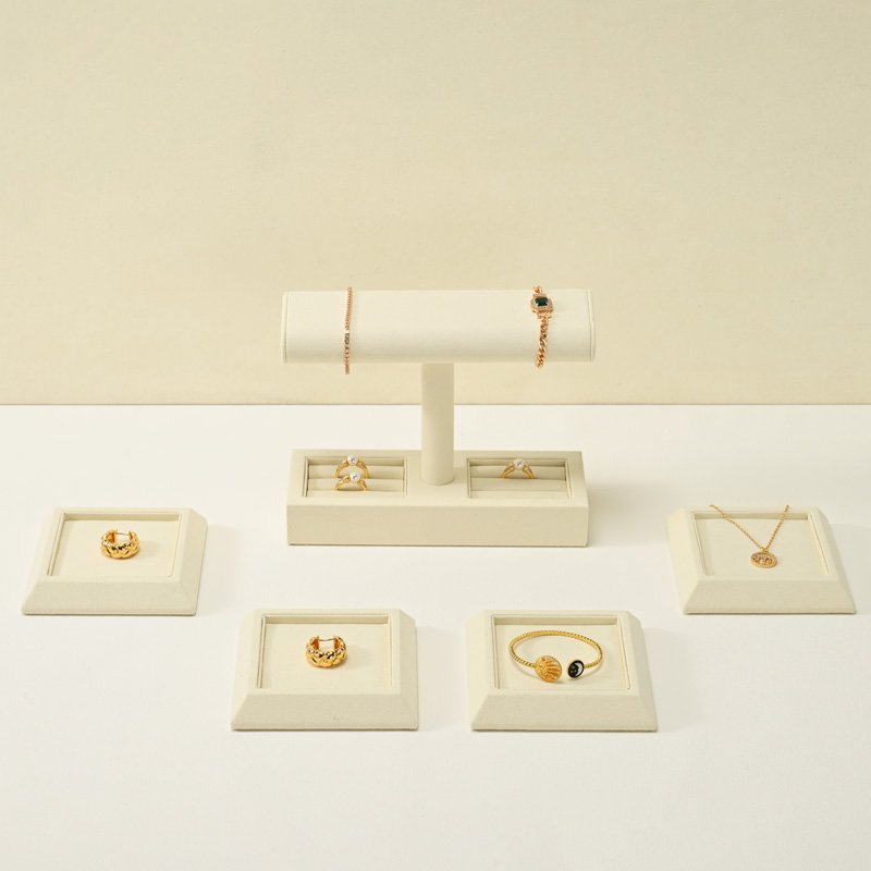 J010 Custom Beige Sackcloth Microfiber Necklace Pendant Rings Jewellery Display Trays