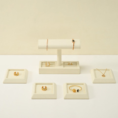 J010 Custom Beige Sackcloth Microfiber Necklace Pendant Rings Jewellery Display Trays