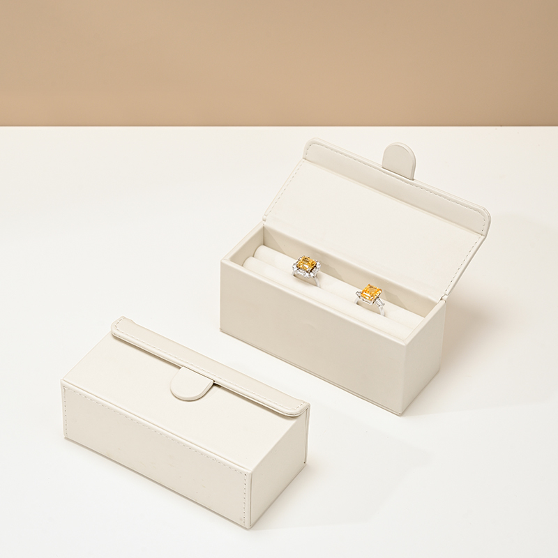 H176 Mini Ring Box Portable Jewelry Travel Case PU Leather Jewelry Box Earring Ring Jewelry Storage Box