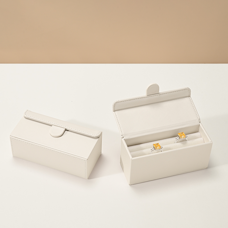 H176 Mini Ring Box Portable Jewelry Travel Case PU Leather Jewelry Box Earring Ring Jewelry Storage Box