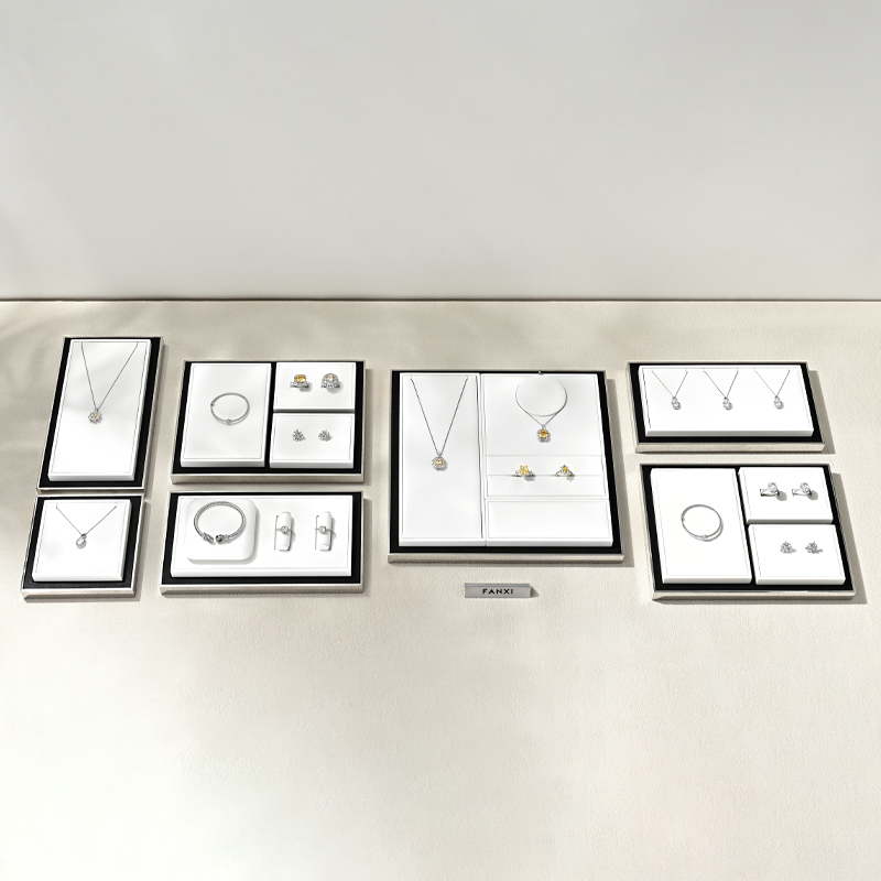TT485 Unique Design Jewellery Display Trays White Leather Store Jewelry Display Stands