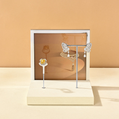 TT501 Jewelry Displays for Store Luxury Jewelry Display Props Beige Microfiber Jewelry Stand Display Set