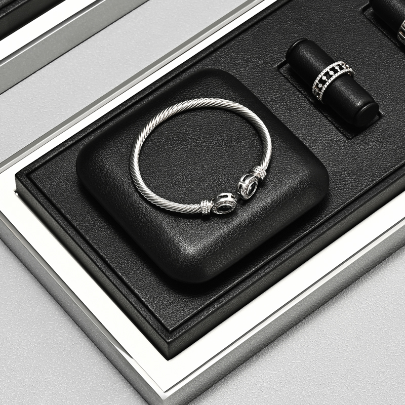 TT484 Wholesale Luxury Leather Jewellery Showcase Black Jewelry Counter Display Set