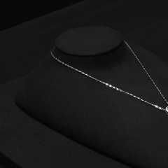 RX082 Wholesale Super Fiber Necklace Display Jewelry Display Stand for Luxury Pendant Jewellery Necklace Mannequins Bust