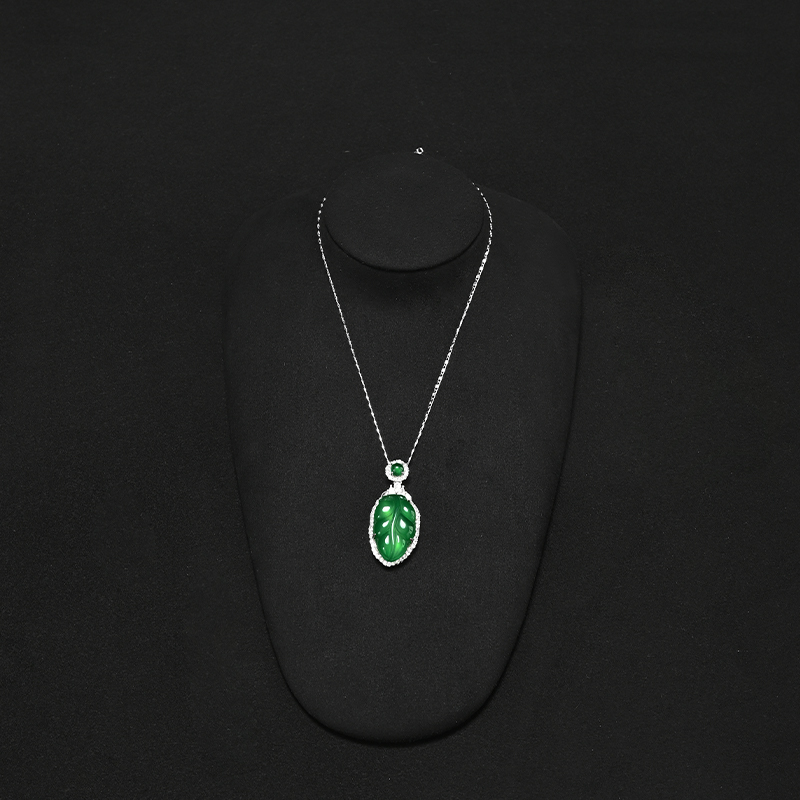RX082 Wholesale Super Fiber Necklace Display Jewelry Display Stand for Luxury Pendant Jewellery Necklace Mannequins Bust