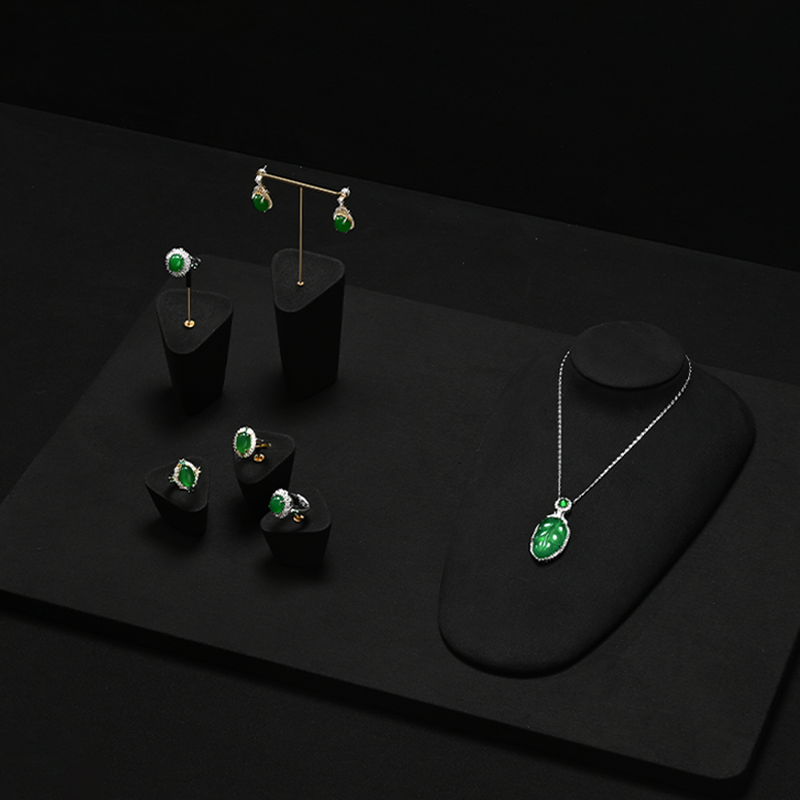 RX082 Wholesale Super Fiber Necklace Display Jewelry Display Stand for Luxury Pendant Jewellery Necklace Mannequins Bust